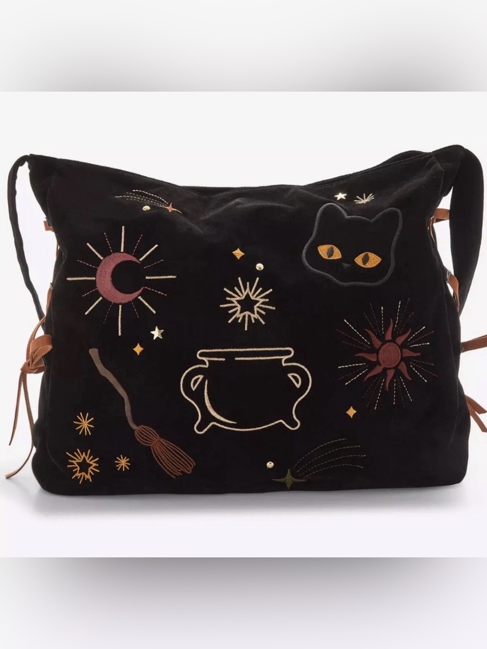 Her Universe Black Velvet HOCUS POCUS Crossbody Bag w Embroidery